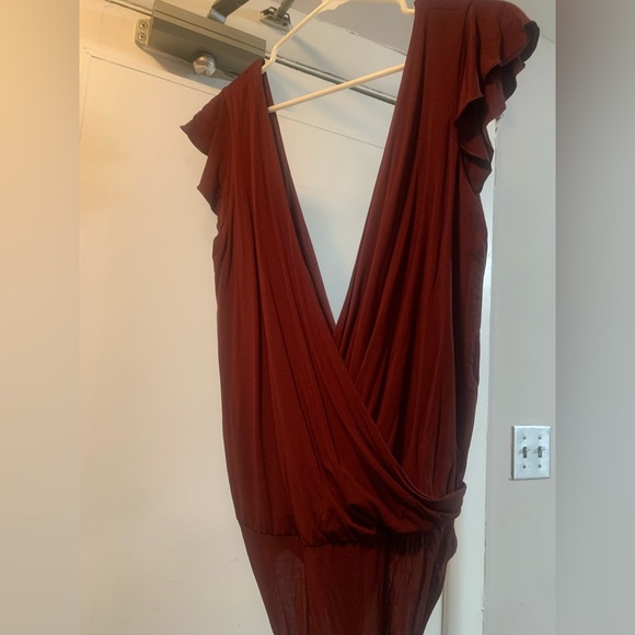 NWOT- Wilfred Nuage Bodysuit- Burgundy - Picture 2 of 10
